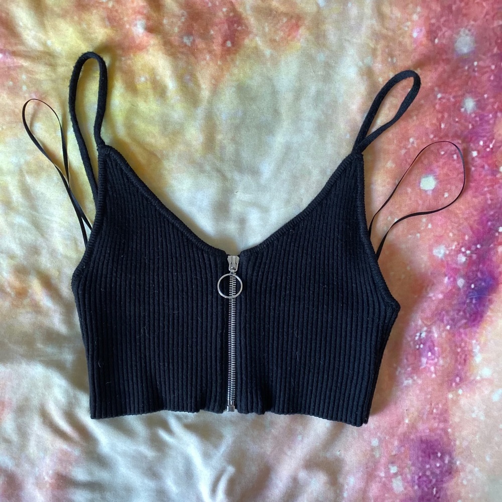 SOLD✅NWOT F❤️&🍋’s Harley Zipper Crop Top - Picture 2 of 4